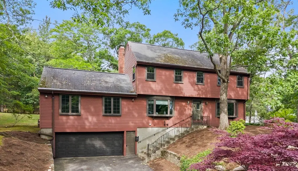 37 Michele Ln, Braintree, MA 02184 - #1