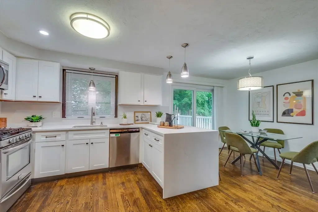1301 Irving #1301, Randolph, MA 02368 - #1