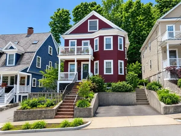 38 Tanager St #1, Arlington, MA 02476