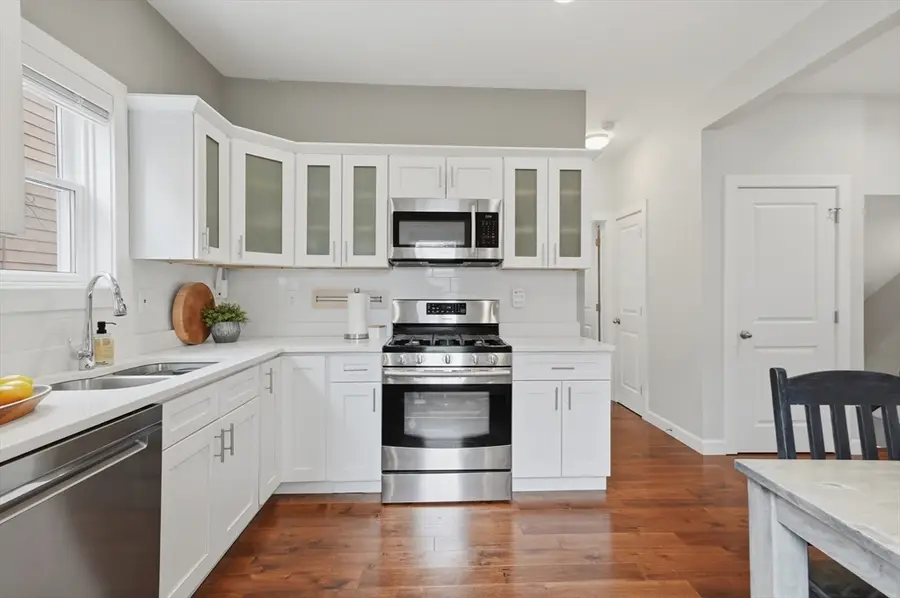 29 Knowlton St #1, Somerville, MA 02145 - #2