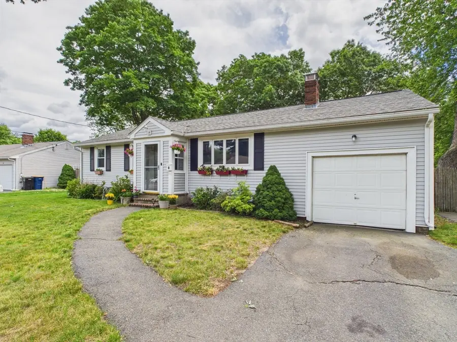 41 Essex Road, Sharon, MA 02067 - #3