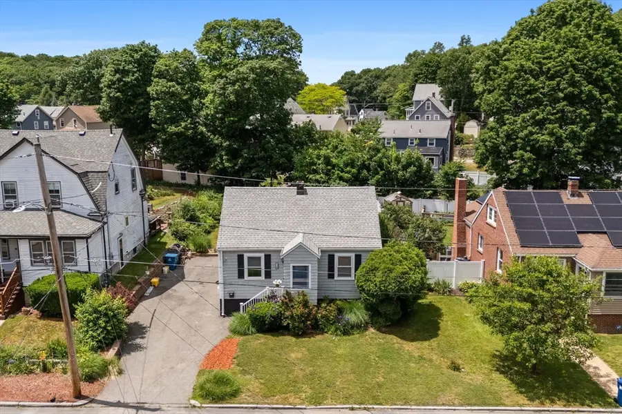 28 N Mountain Ave, Melrose, MA 02176 - #3