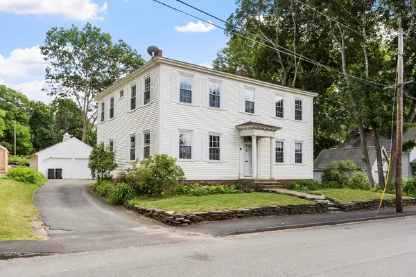 71 Kennebunk St, Athol, MA 01331