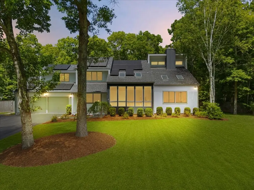 6 Thoreau Dr, Easton, MA 02375 - #1
