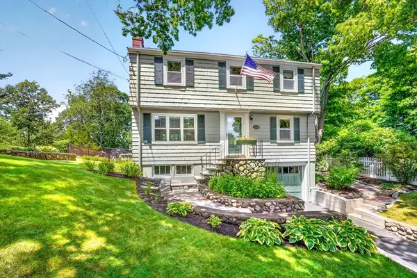 122 Altamont Ave., Melrose, MA 02176