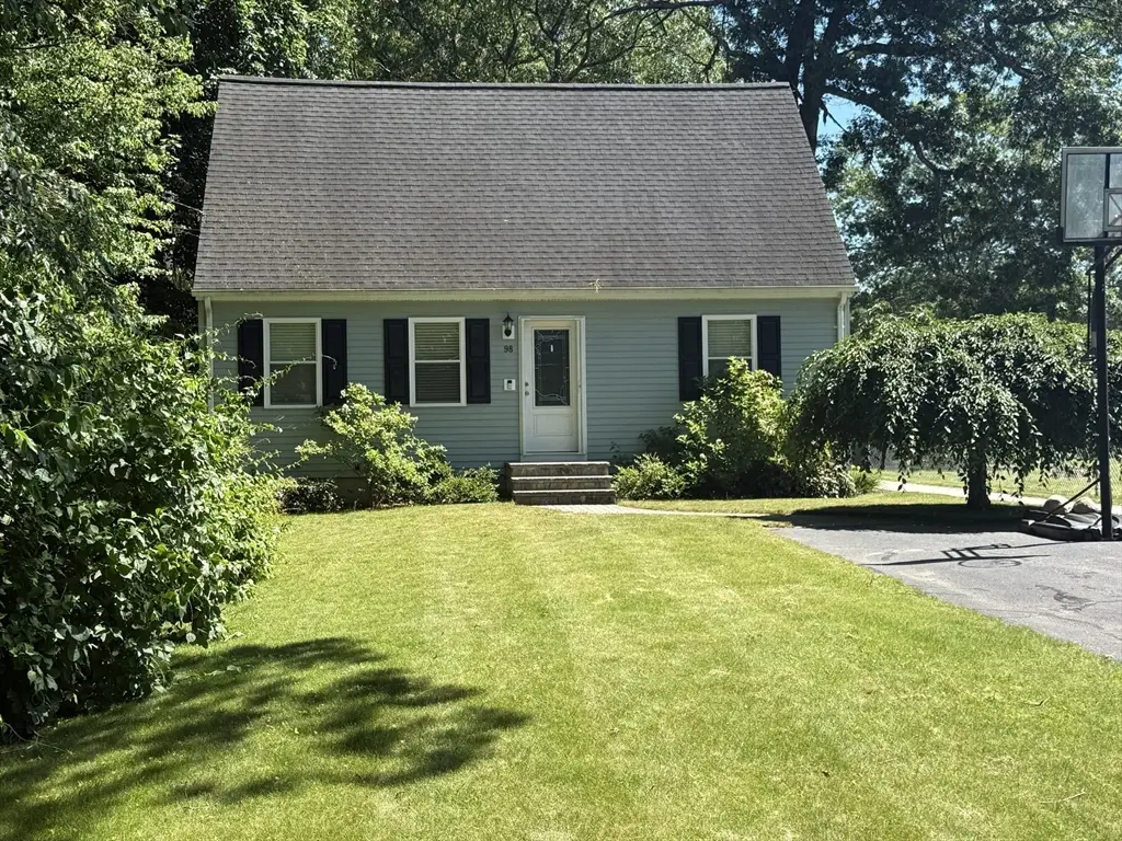 98 Indian Run Rd, Bellingham, MA 02019 - #1