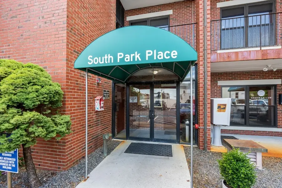 95 Court St #19, Plymouth, MA 02360 - #2