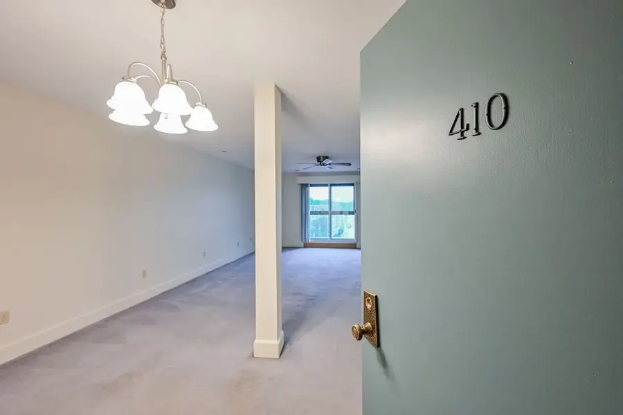 150 Rumford Ave #410, Mansfield, MA 02048 - #3