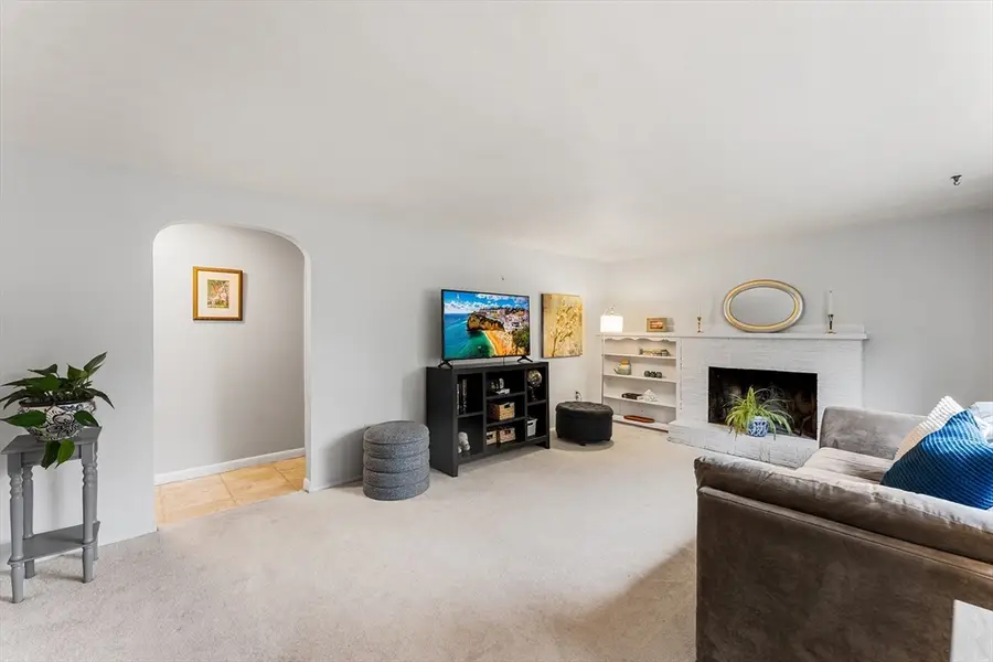 65 Janet Cir, Shrewsbury, MA 01545 - #3