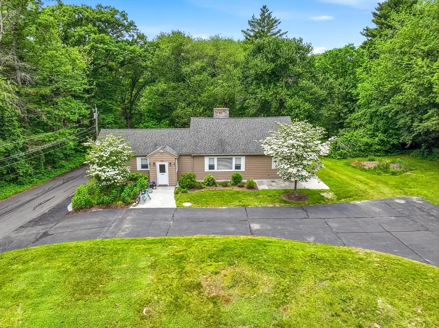 90 Glenview St, Upton, MA 01568 - #2