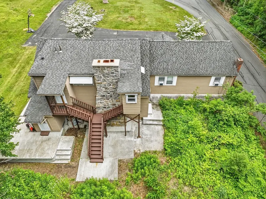 90 Glenview St, Upton, MA 01568 - #3