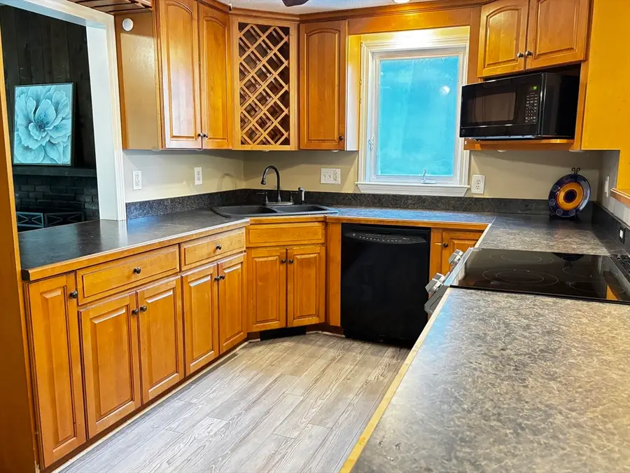 290 Center St #2, Pembroke, MA 02359 - #3
