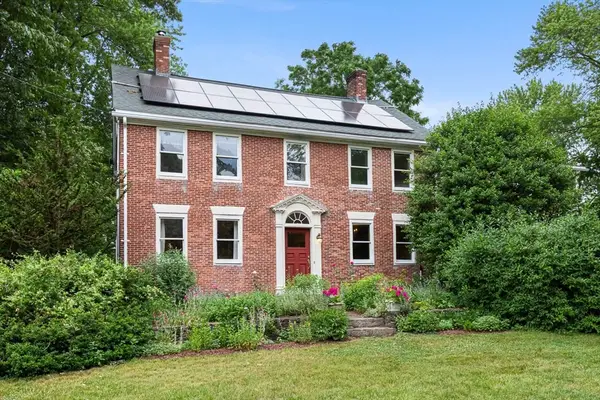 462 Ledge, Seekonk, MA 02771