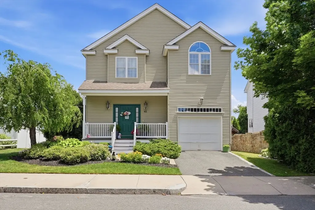 42 Jennifer Ln, Malden, MA 02148 - #1