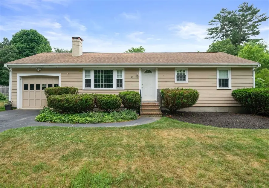 41 Brick Kiln Ln, Pembroke, MA 02359 - #2