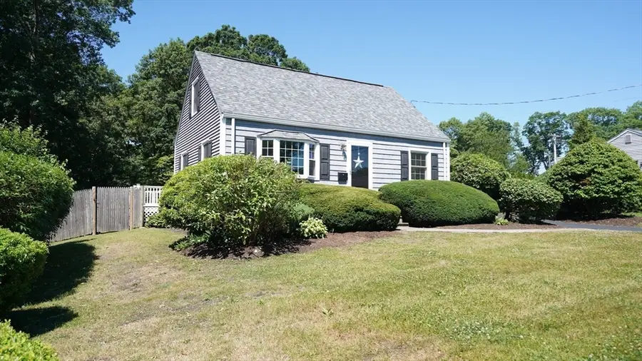 11 Roland Baxter Rd, North Attleboro, MA 02760 - #3
