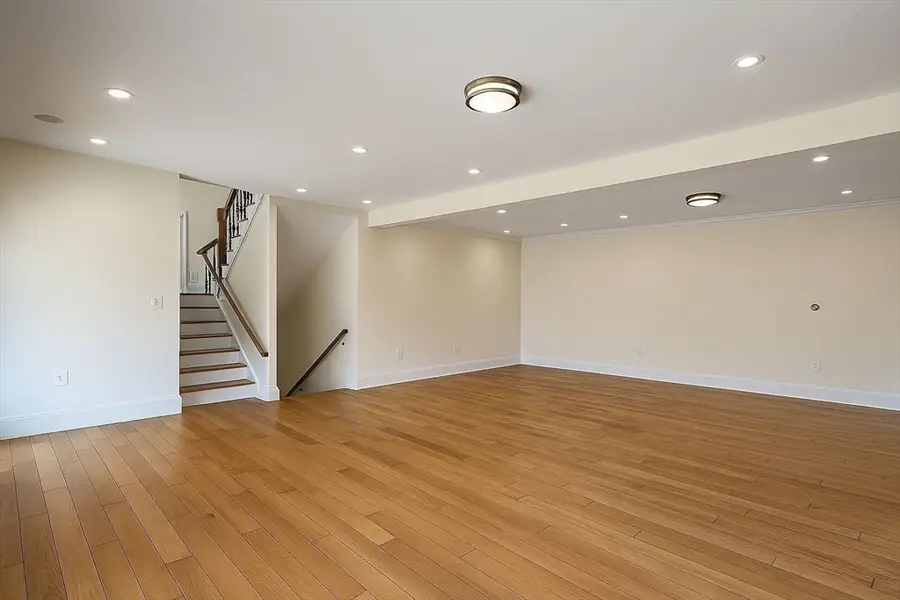 195 Lower Gore Dr, Webster, MA 01570 - #3