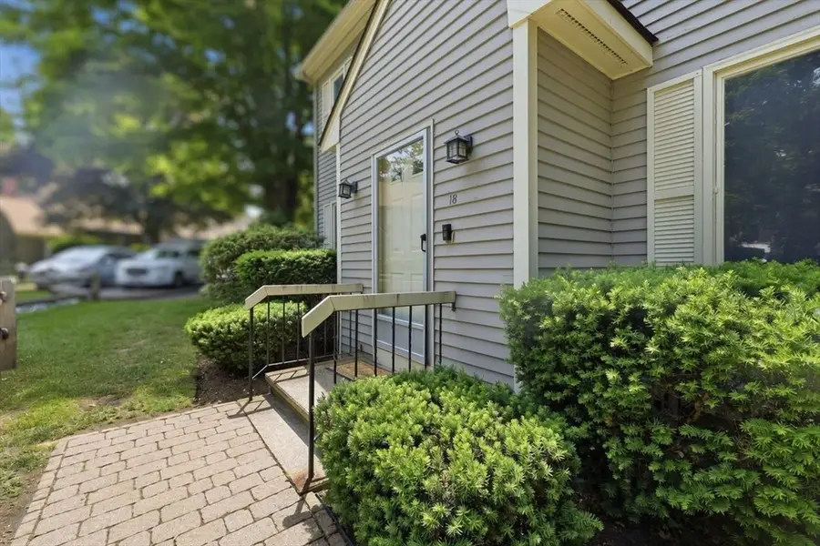 18 Copperwood Dr #18, Stoughton, MA 02072 - #2
