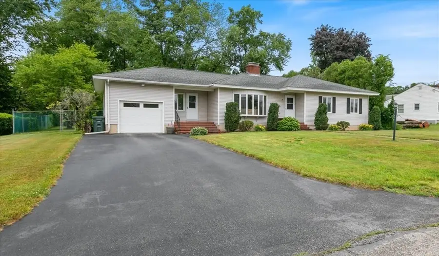 19 Meadow Lane, North Andover, MA 01845 - #3