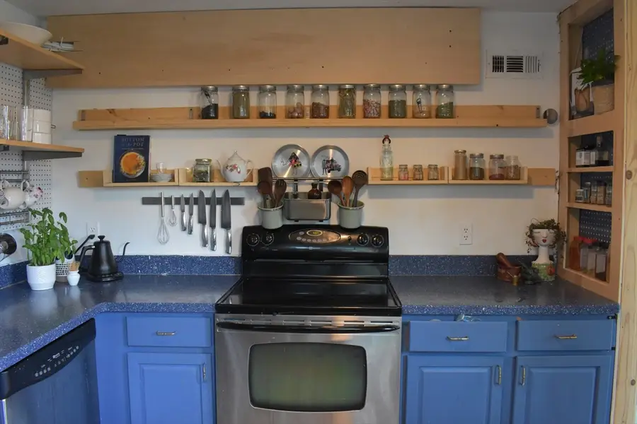 210 Centre St #14, Quincy, MA 02169 - #3