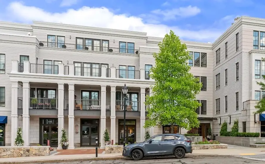 580 Washington Street #104, Wellesley, MA 02482 - #1