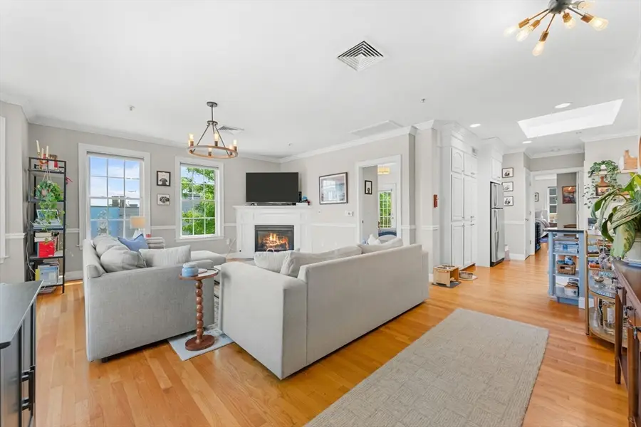 605 E Broadway #301, Boston, MA 02127 - #2