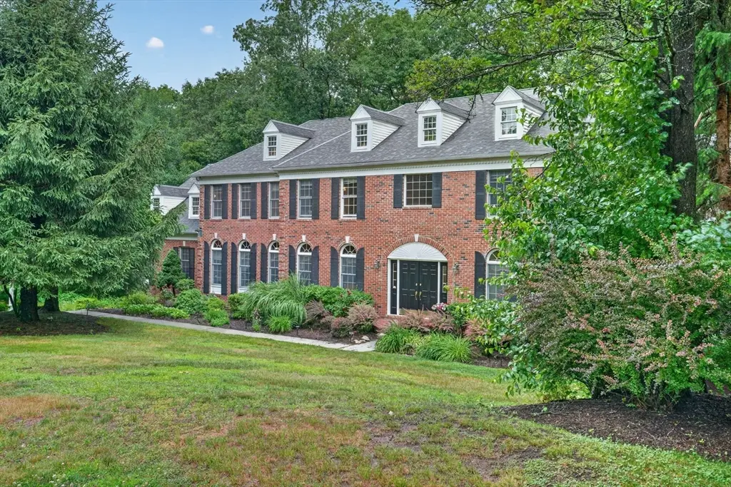 1 Greenwood Rd, Hopkinton, MA 01748 - #1