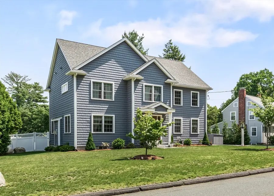 22 Homestead Rd, Lynnfield, MA 01940 - #3