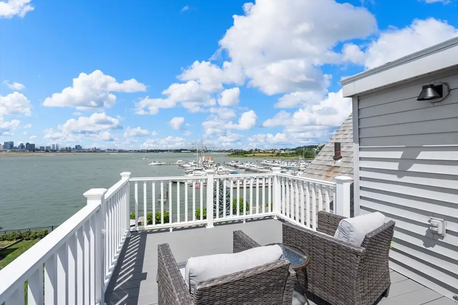 516 Pleasant St, Winthrop, MA 02152 - #3