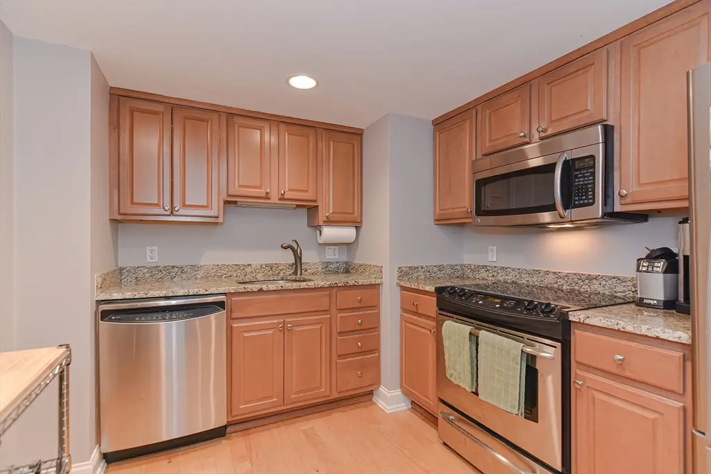 20 Chapel St #B313, Brookline, MA 02446 - #1