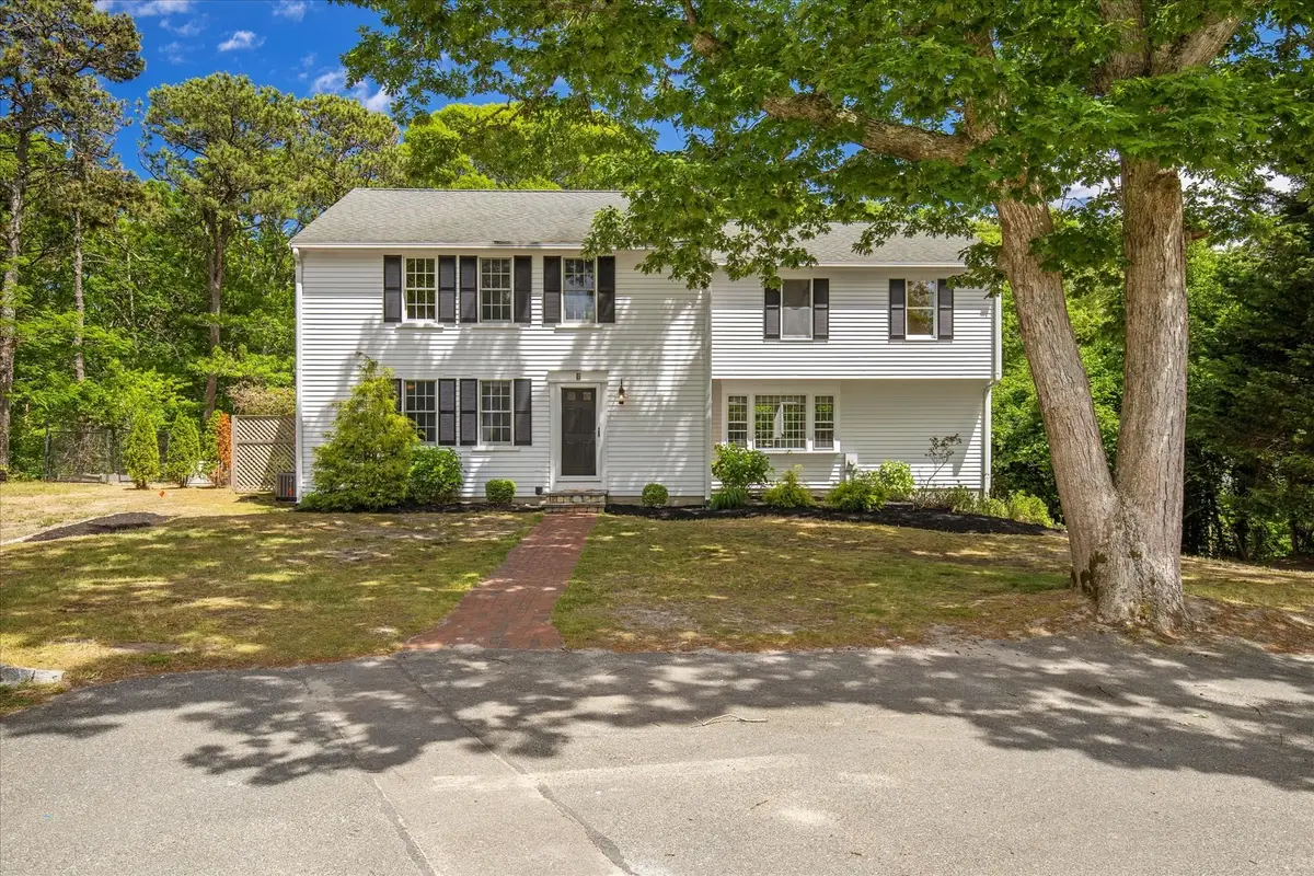 8 Winstons Path, South Dennis, MA 02660 - #1