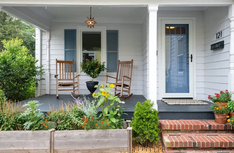 121 Linden St, Hamilton, MA 01982 - #3