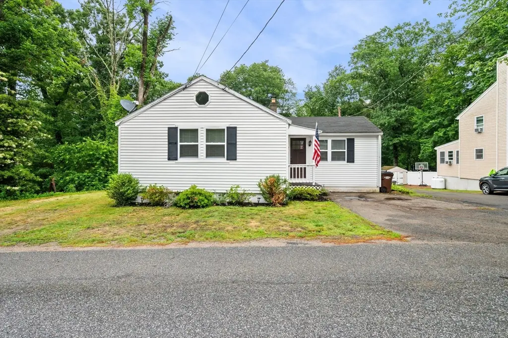 83 Lakeshore Dr, Georgetown, MA 01833 - #1