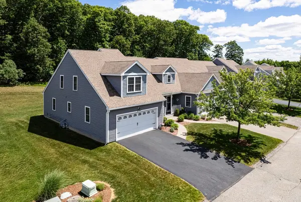 16 Ashton Ln #16, Millbury, MA 01527
