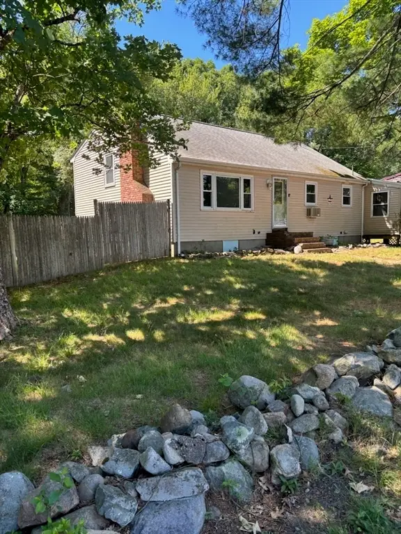 81 Border Rd, Holbrook, MA 02343 - #2
