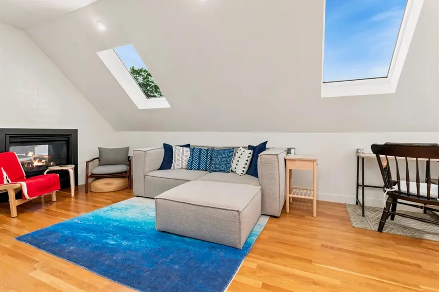 51 New Ocean St #3, Swampscott, MA 01907 - #3