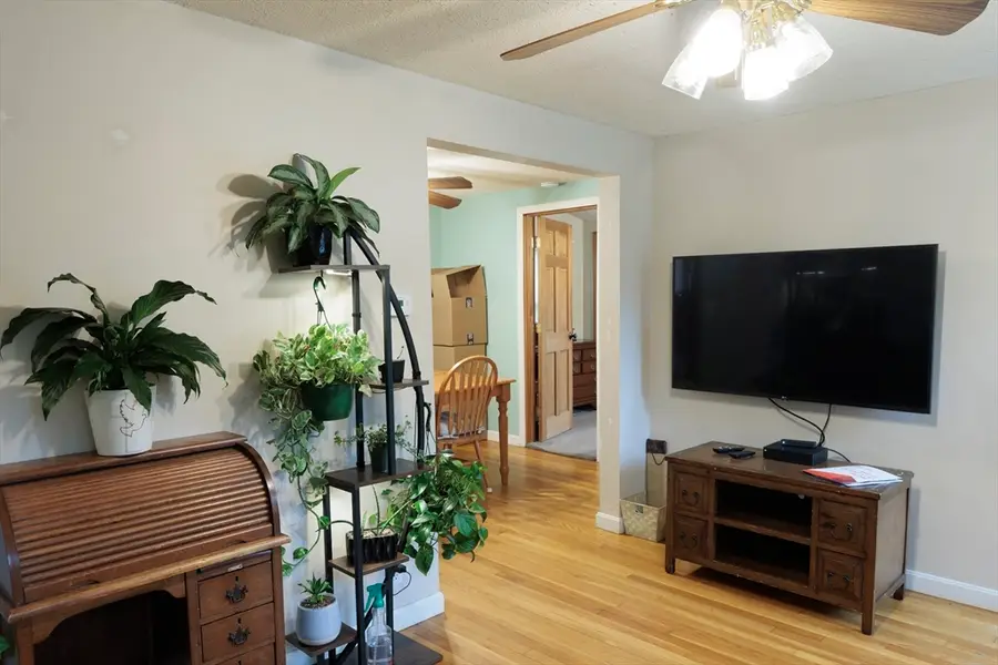 10 Larsen Ln, North Billerica, MA 01862 - #3