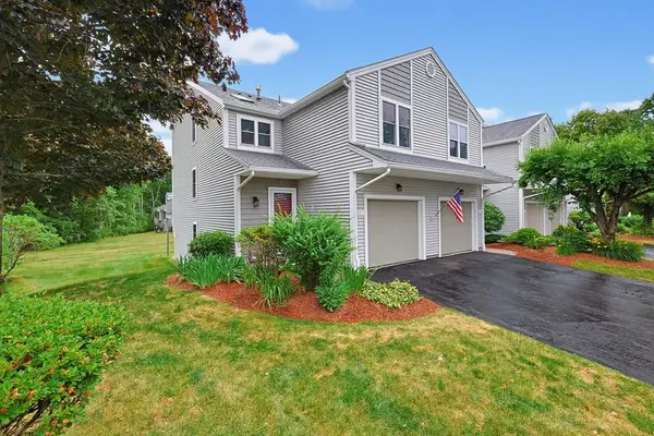 201 Treasure Island Rd #201, Webster, MA 01570