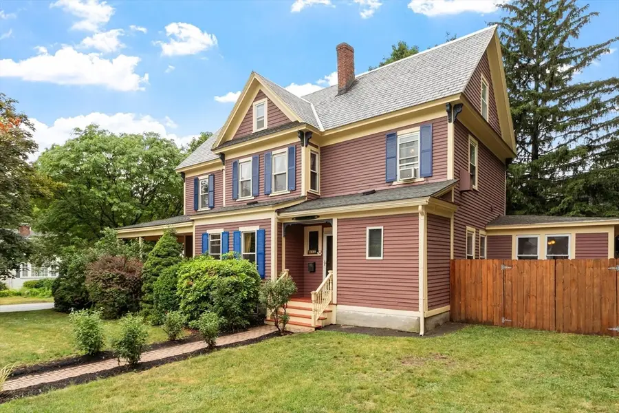 192 Wentworth Ave, Lowell, MA 01852 - #3