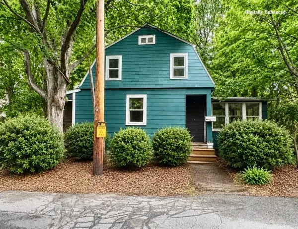 51 Damon Street, Concord, MA 01742