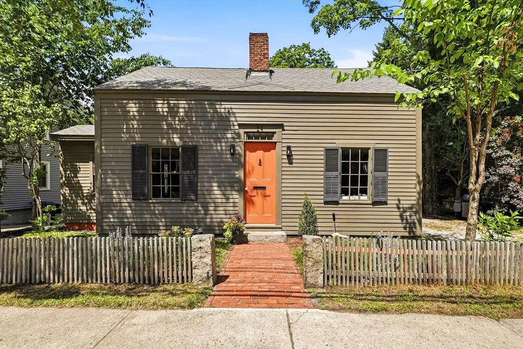 24 School St, Westborough, MA 01581 - #1