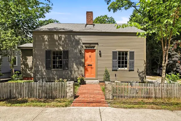 24 School St, Westborough, MA 01581