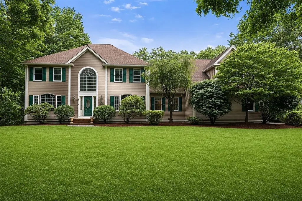 6 Old Harry Rd, Southborough, MA 01772 - #1