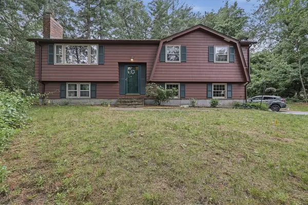 17 Sherwood Drive, Westford, MA 01886