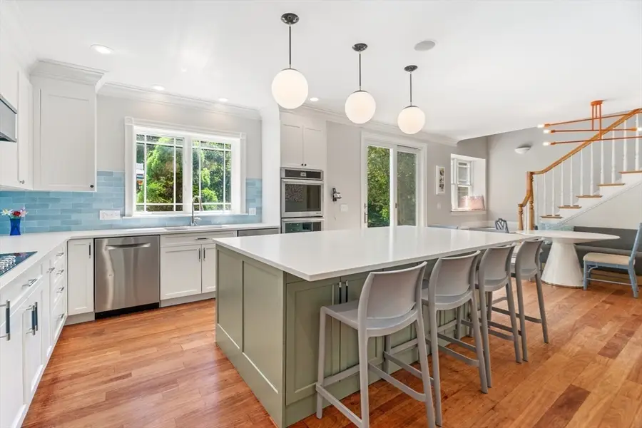 26 Woodridge Rd, Dover, MA 02030 - #3