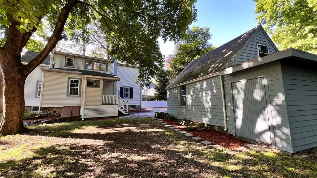 6 Oakland Circle, Wellesley, MA 02481 - #1