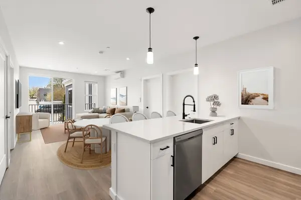 10 Somerset #203, Winthrop, MA 02152