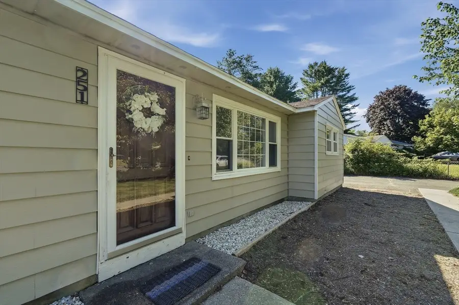 251 Shady Brook Lane, Springfield, MA 01118 - #2