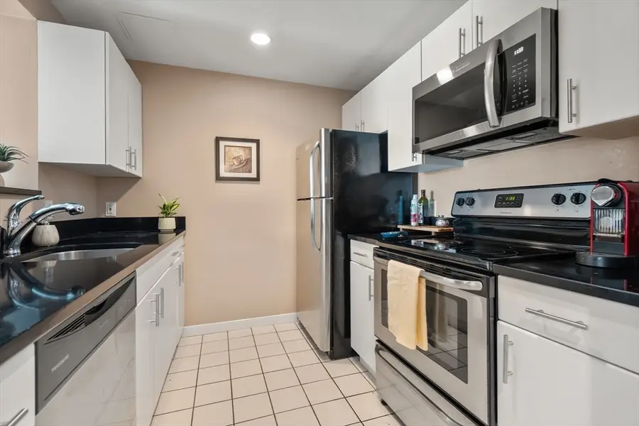 950 Massachusetts Ave #514, Cambridge, MA 02139 - #3