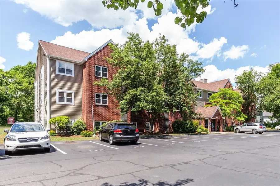 35 Longworth Ave #25, Brockton, MA 02301 - #2